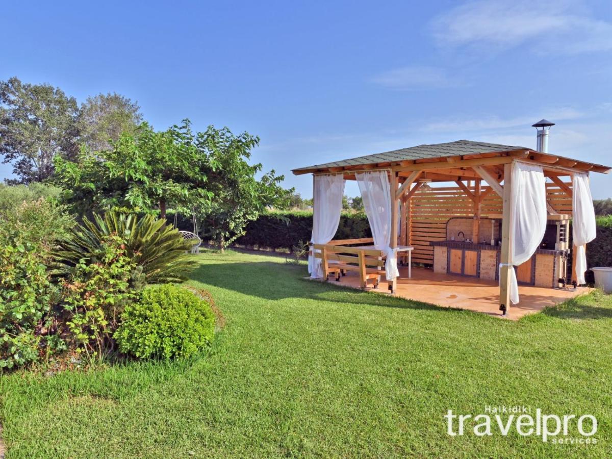 Villa Iris By Rentalspro Services - Agios Mamas Beach Exterior foto