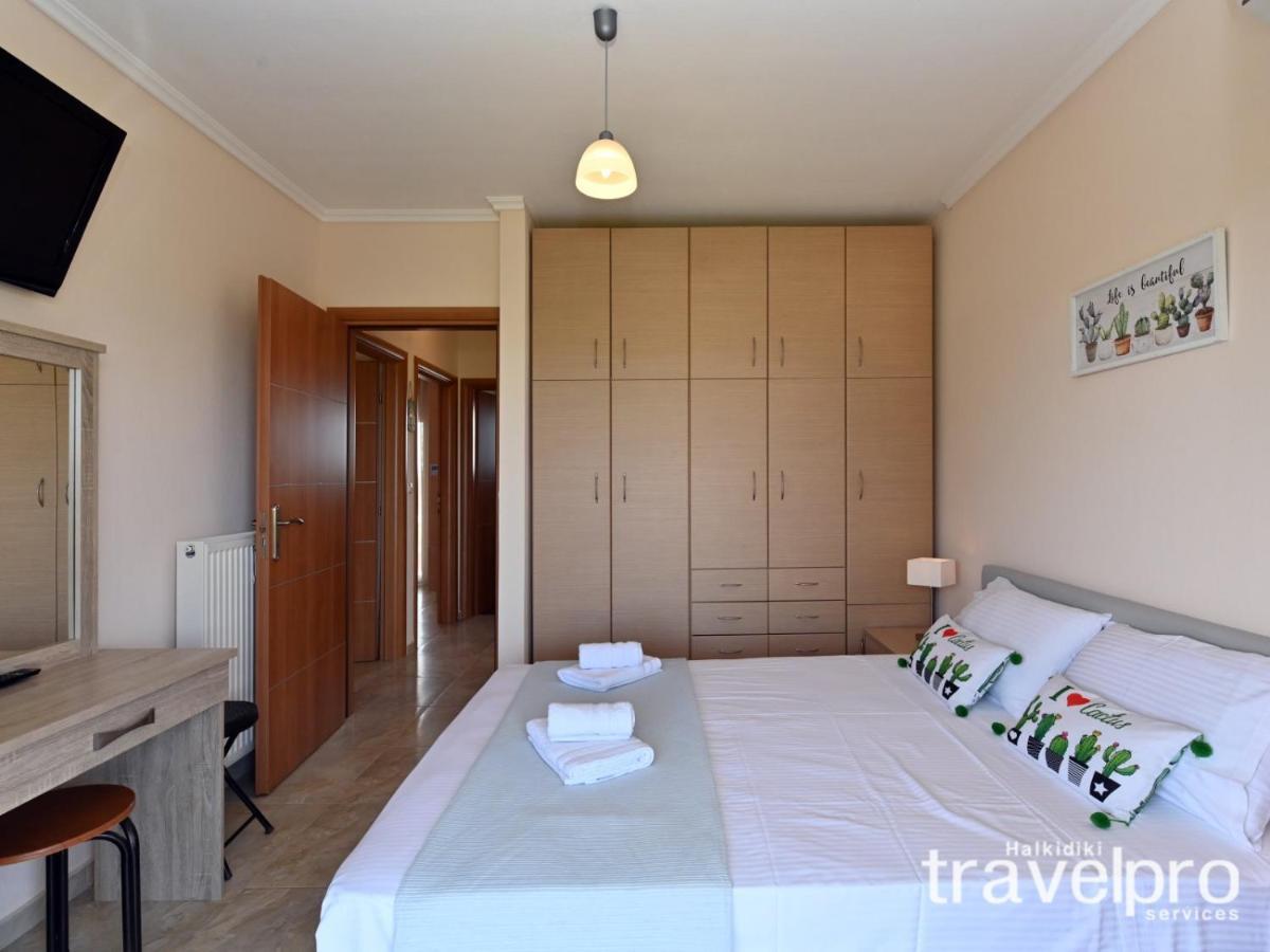 Villa Iris By Rentalspro Services - Agios Mamas Beach Exterior foto