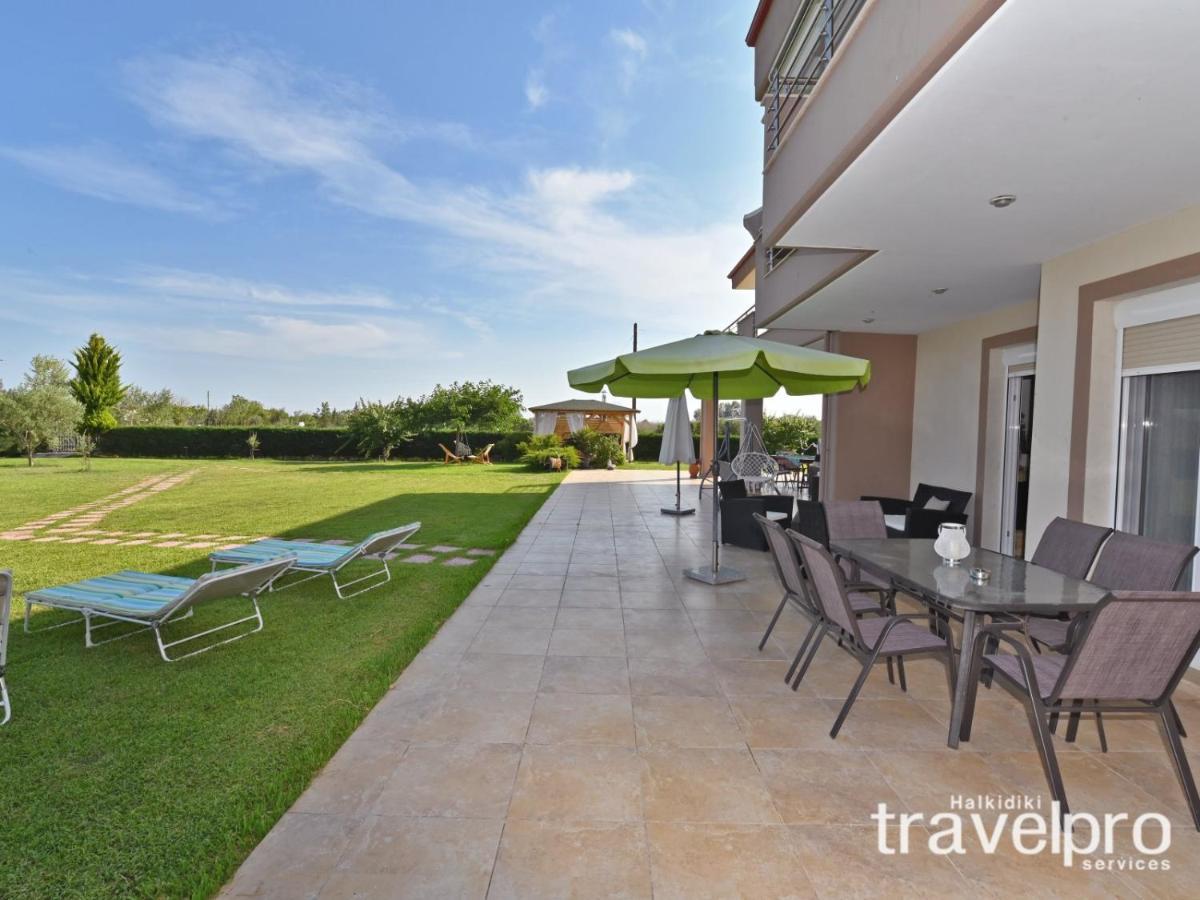 Villa Iris By Rentalspro Services - Agios Mamas Beach Exterior foto