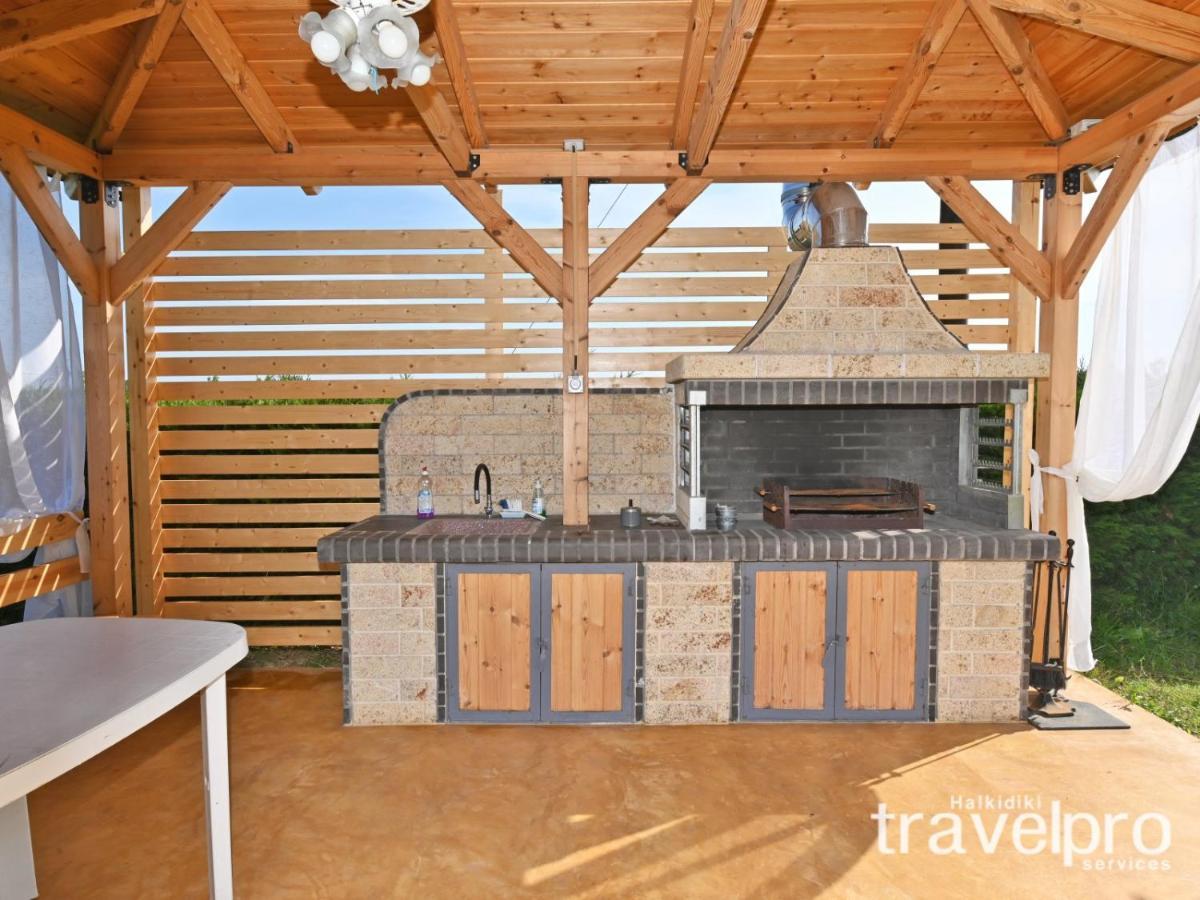 Villa Iris By Rentalspro Services - Agios Mamas Beach Exterior foto