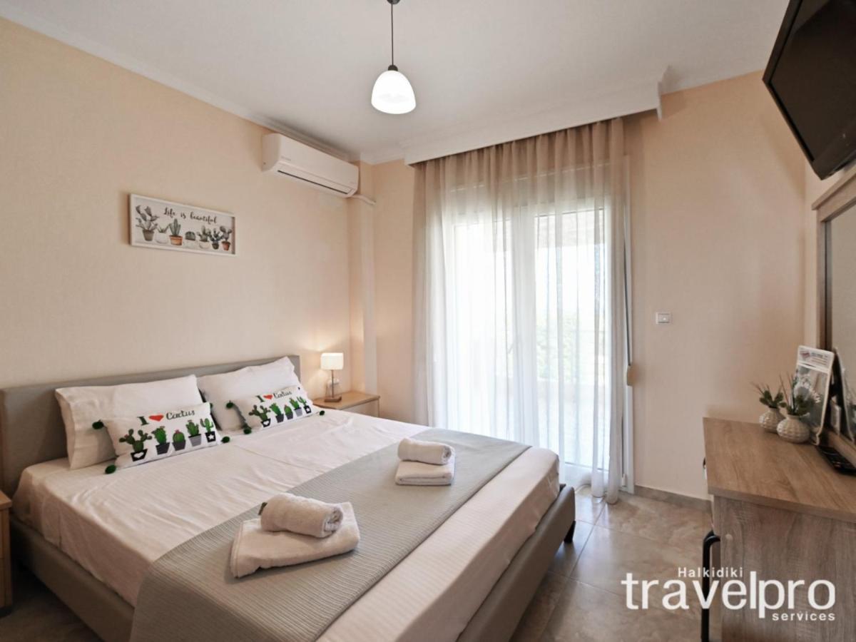 Villa Iris By Rentalspro Services - Agios Mamas Beach Exterior foto