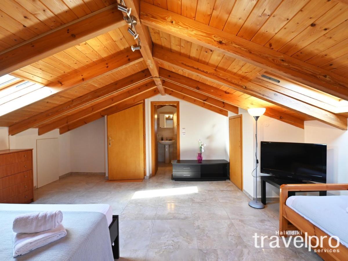 Villa Iris By Rentalspro Services - Agios Mamas Beach Exterior foto